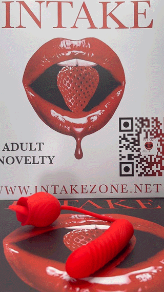 The Ultimate Rose Extend double-sided vibrator in red with rose-shaped licking tip