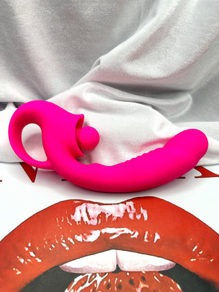 Close-up of Take Me There’s round pulsating stimulator head.