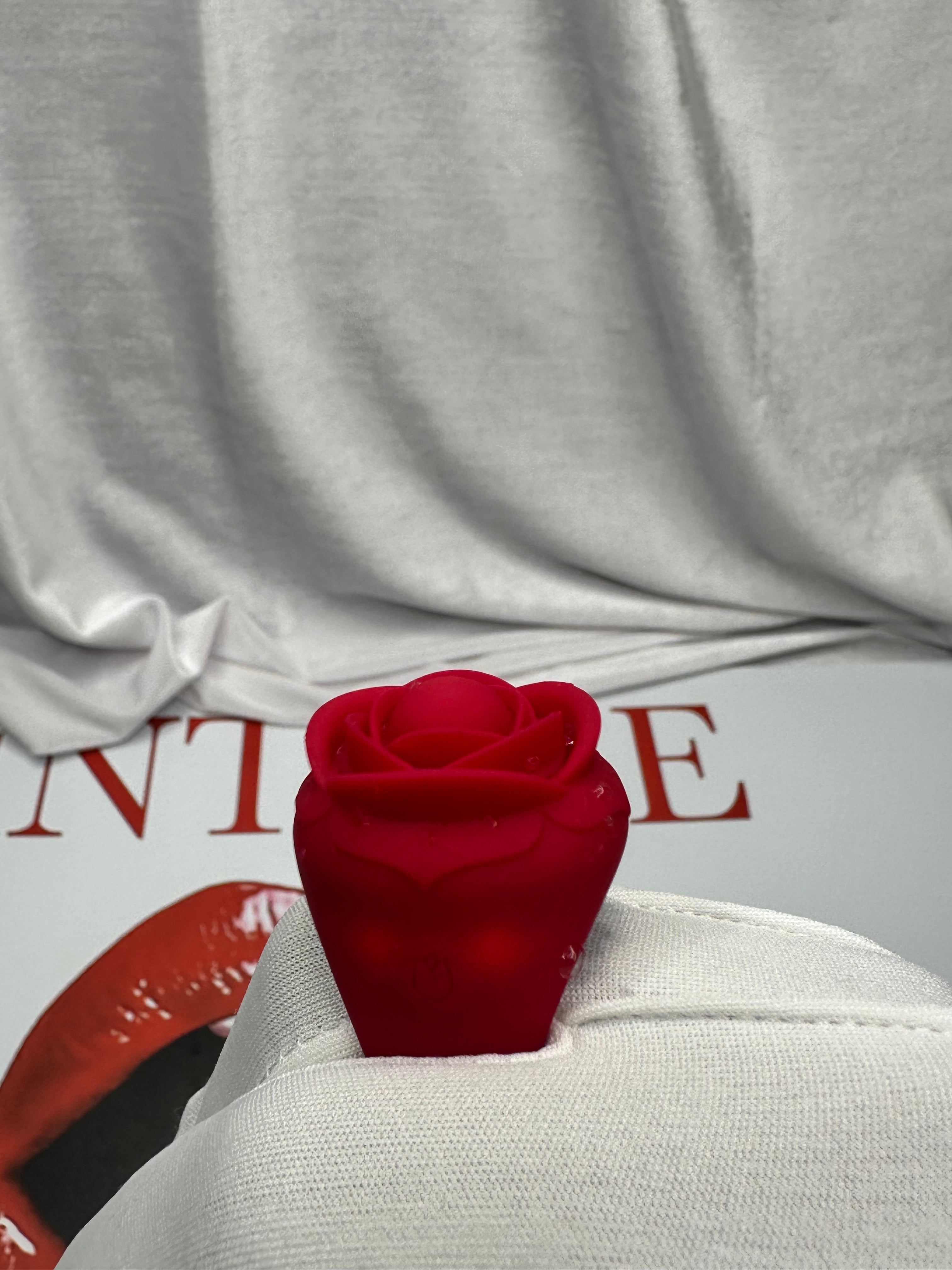 Blooming Rose Ring 10-Mode Vibrating Rose Stimulator | INTAKE Blooming Rose Ring 10-Mode Vibrating Rose Stimulator | INTAKE